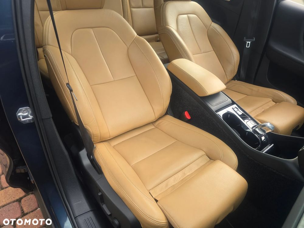 Volvo XC 40 T4 Inscription - 22