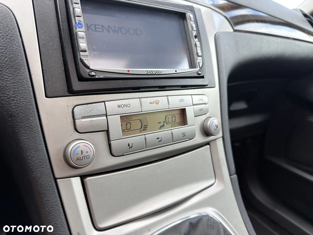 Ford S-Max 2.0 Titanium - 34