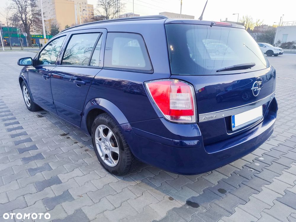 Opel Astra 1.6 Cosmo - 4