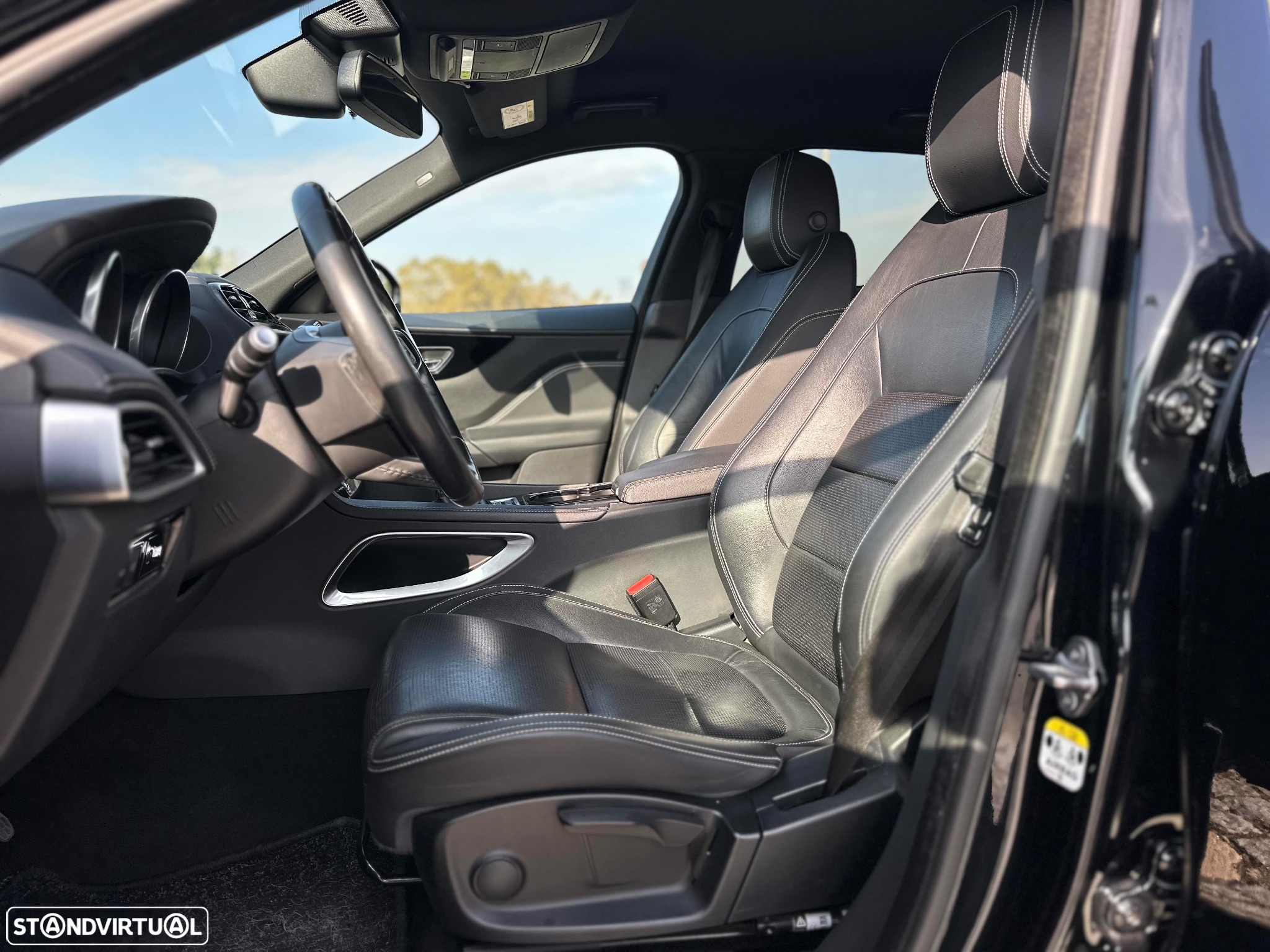 Jaguar F-Pace 2.0 i4D R-Sport - 15