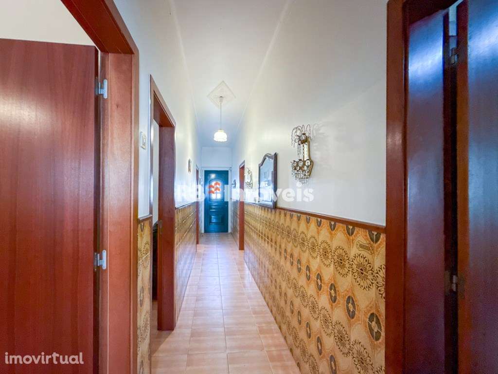 Moradia térrea T3 situada no Entroncamento - Grande imagem: 5/39