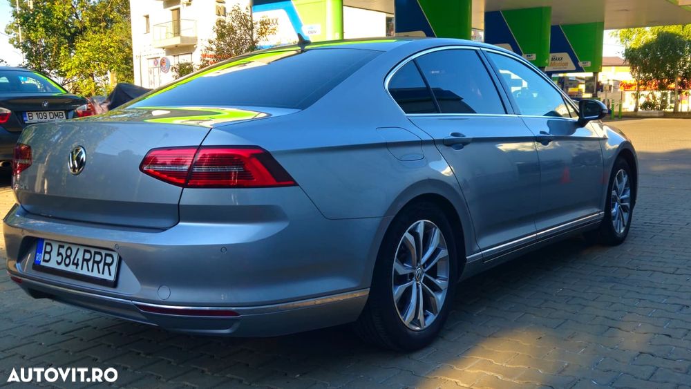 Volkswagen Passat 1.6 TDI SCR DSG - 5