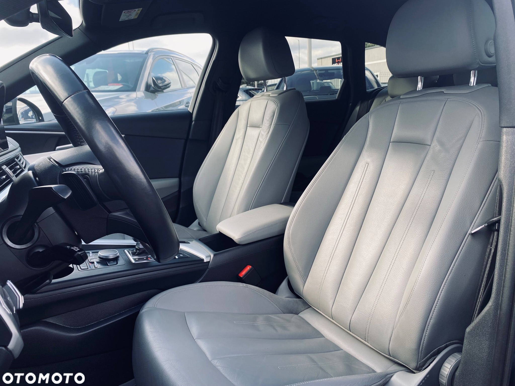 Audi A4 Avant 2.0 TDI ultra S tronic - 7