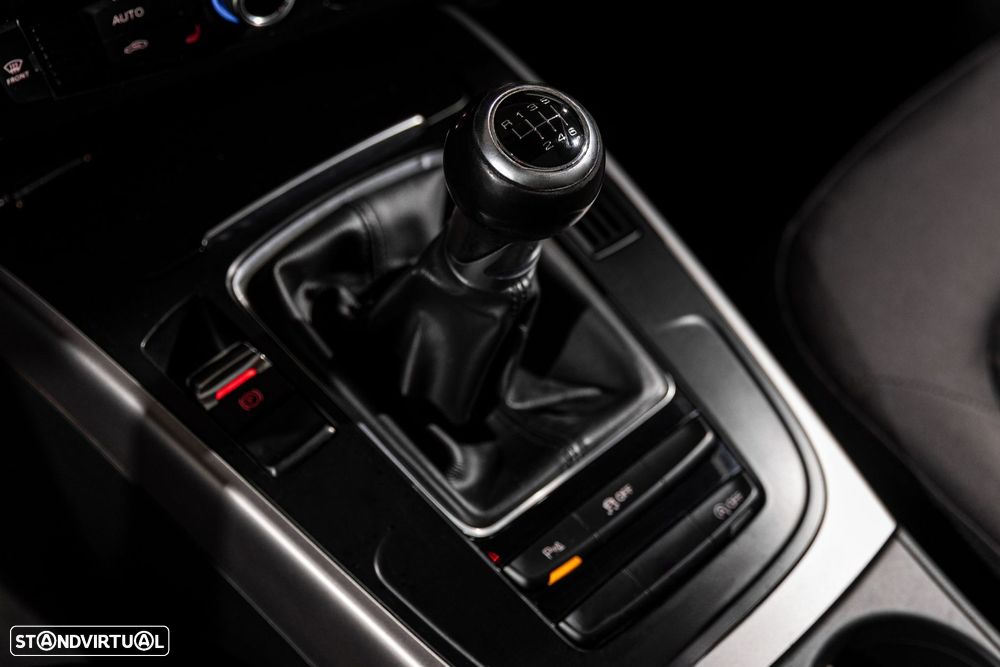 Audi A4 Avant 2.0 TDI - 15