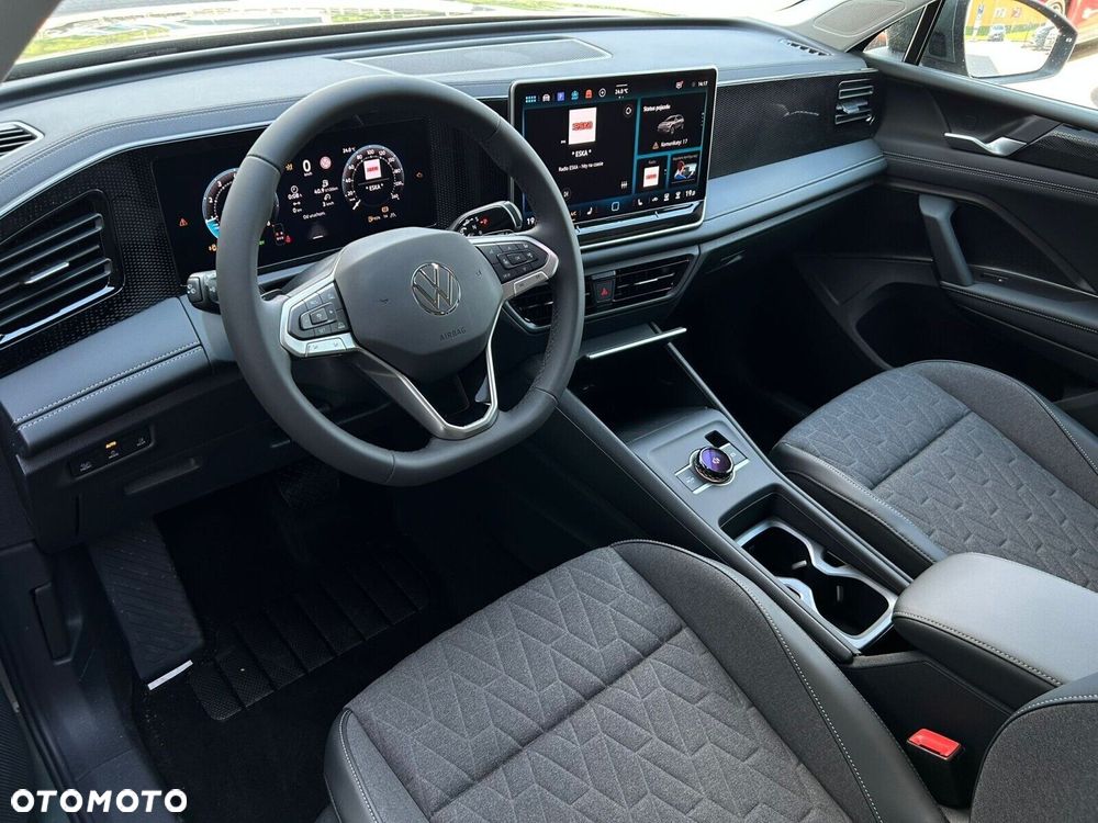 Volkswagen Tiguan - 6