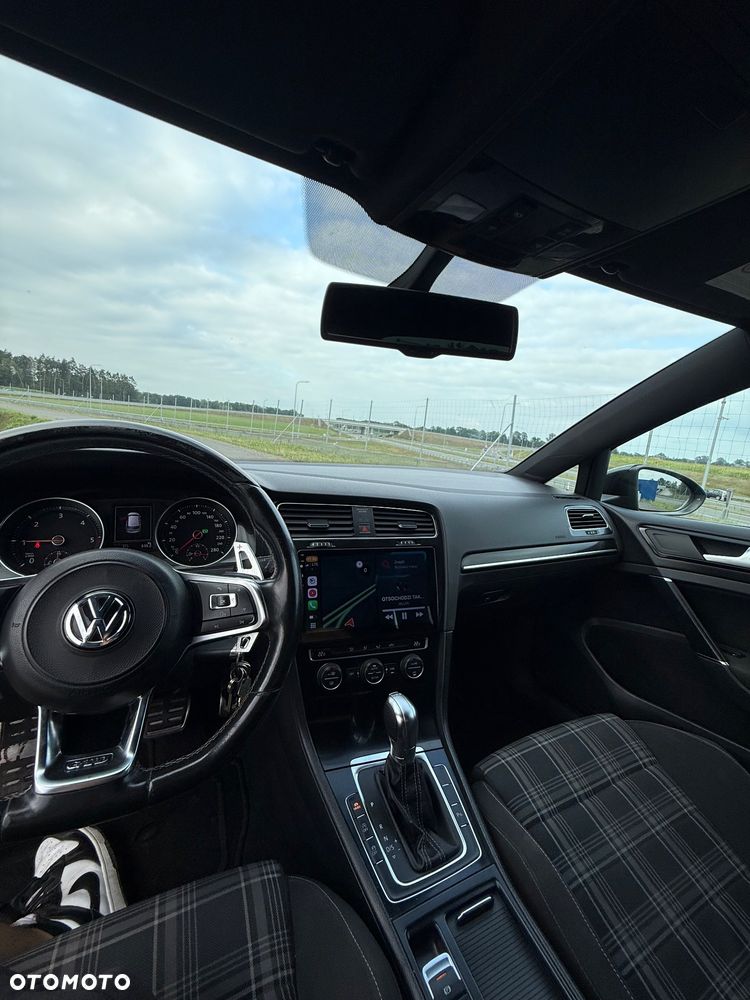 Volkswagen Golf 2.0 TDI BMT GTD DSG - 9
