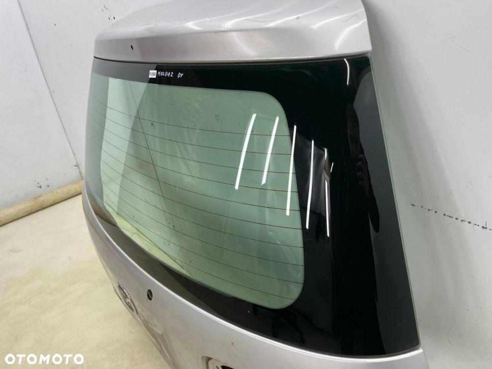 Szyba tylna Mazda 2 DY 03-07r. tylna w klapę bagażnika oryginalna - 6