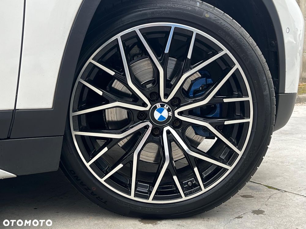 BMW X1 - 12