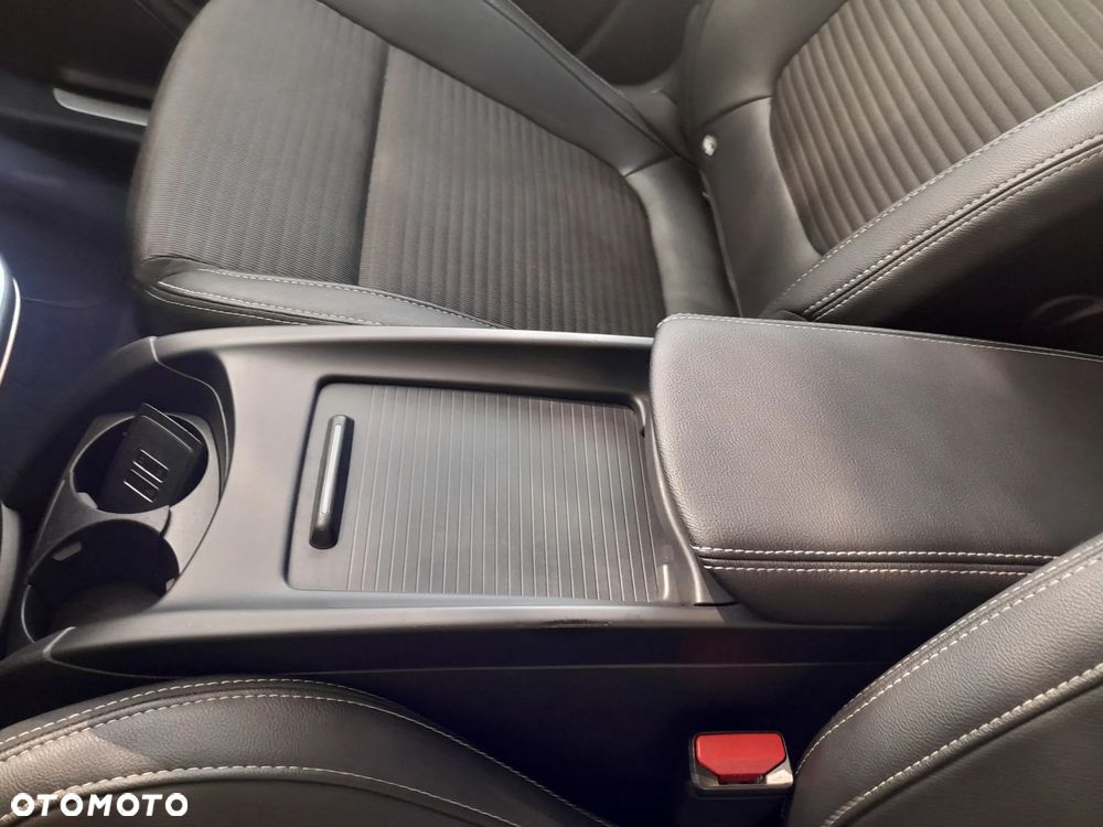 Renault Scenic Energy TCe 130 S&S Bose Edition - 15
