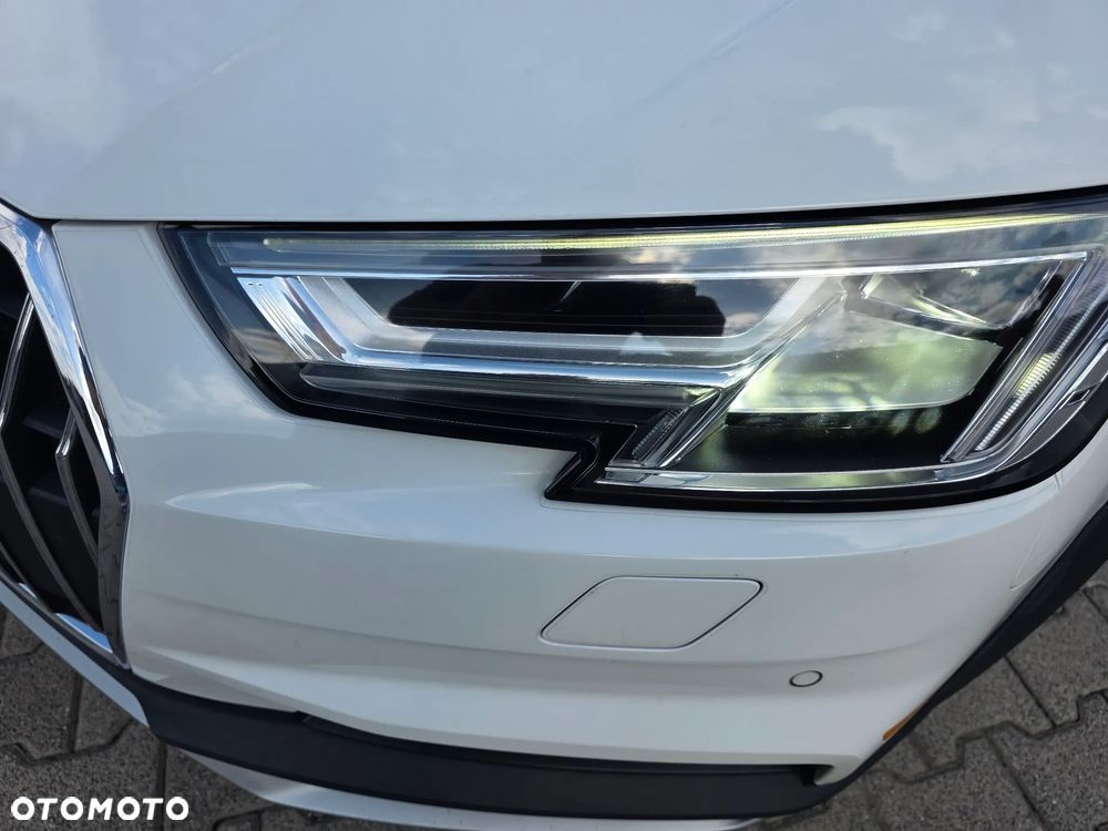 Audi A4 Allroad - 23
