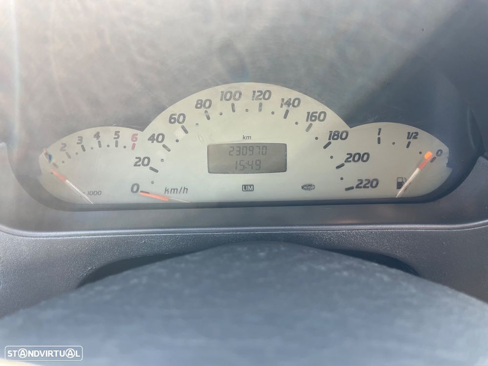 Mercedes-Benz A 140 - 9