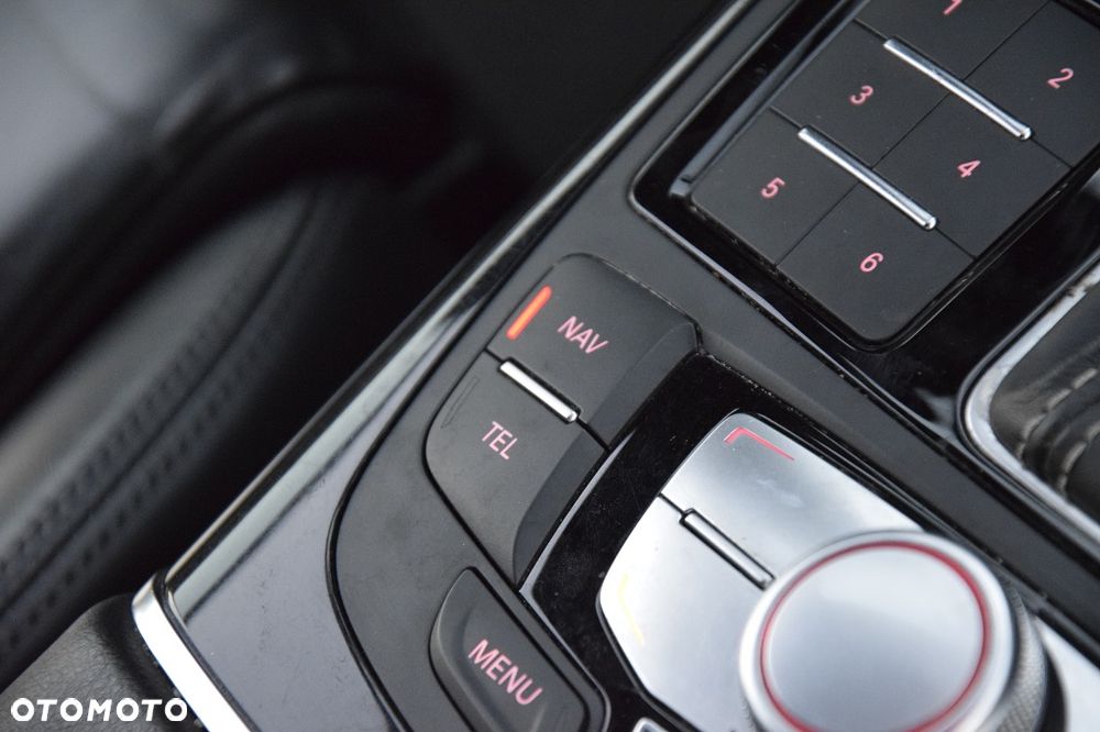 Audi A6 Avant 2.0 TDI ultra S tronic - 24