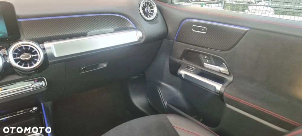 Mercedes-Benz GLB 250 4Matic 8G-DCT AMG Line - 19