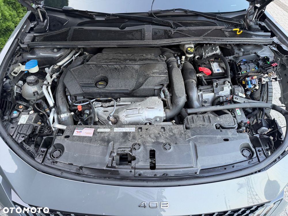 Peugeot 408 225 e-DSC7 GT Exclusive - 10
