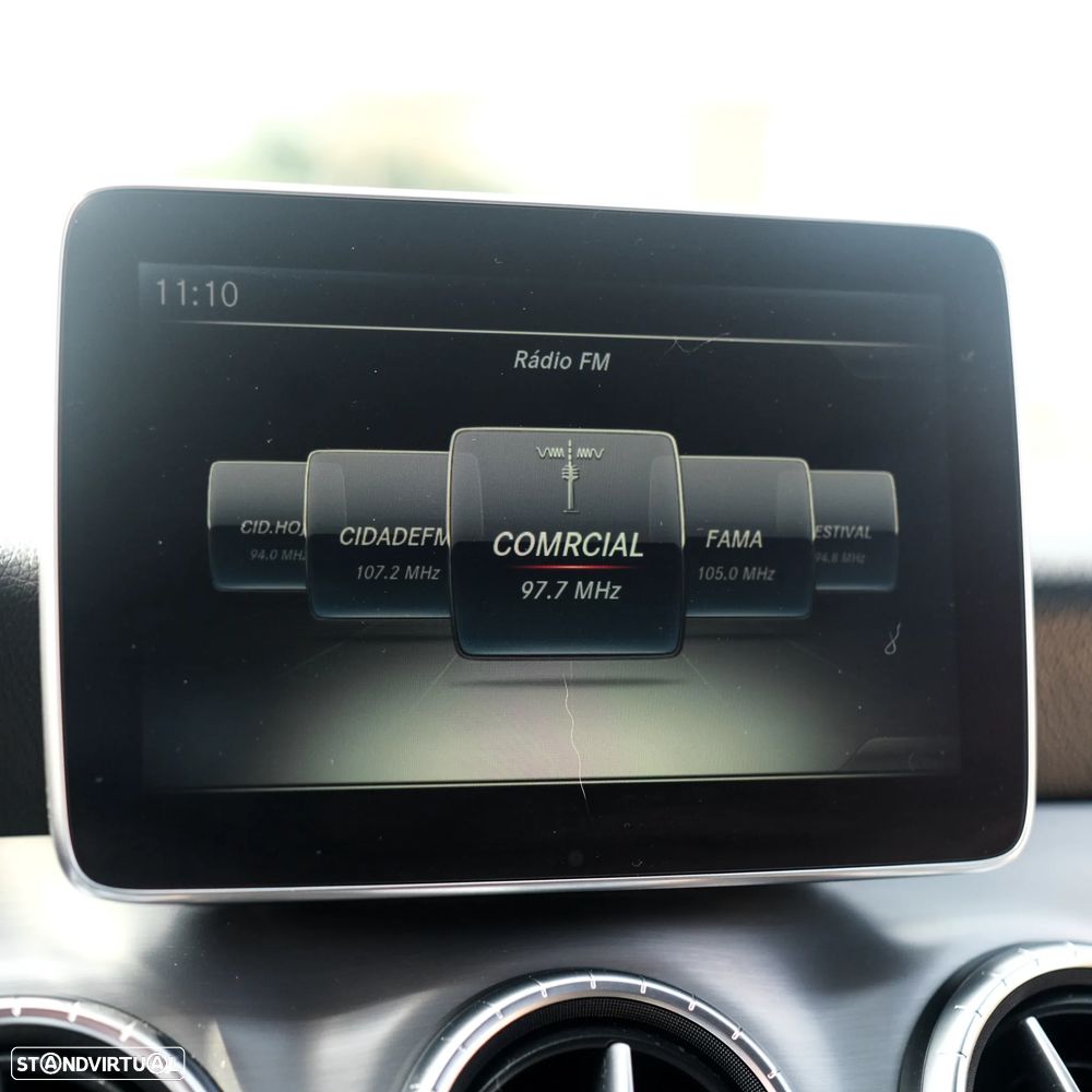 Mercedes-Benz CLA 180 d Shooting Brake AMG Line - 15