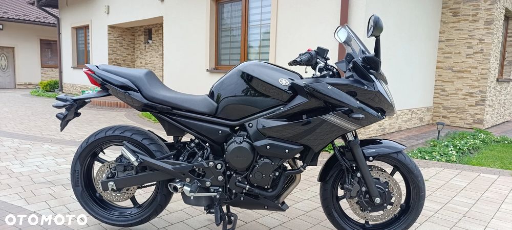 Yamaha XJ - 3