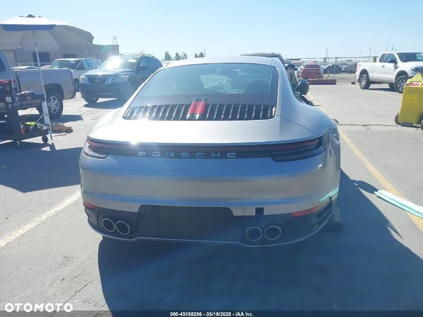 Porsche 911 Targa 4S PDK - 11