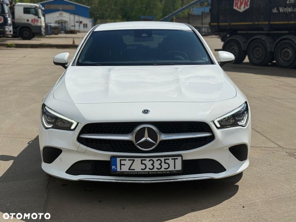 Mercedes-Benz CLA - 5