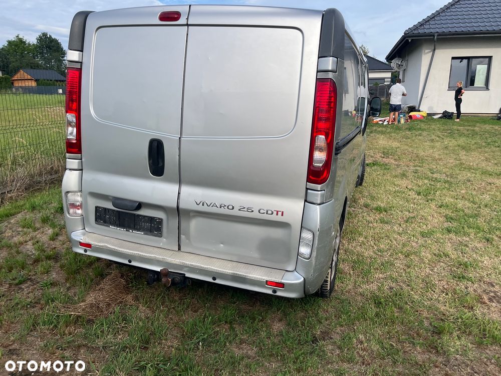 Opel VIVARO - 10