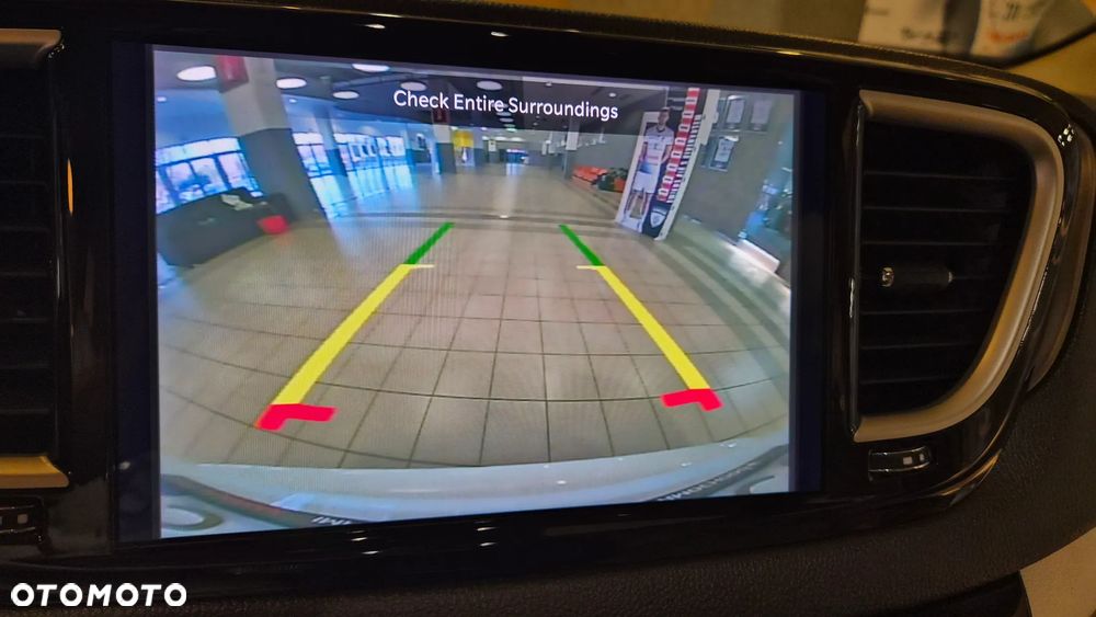 Chrysler Pacifica - 18