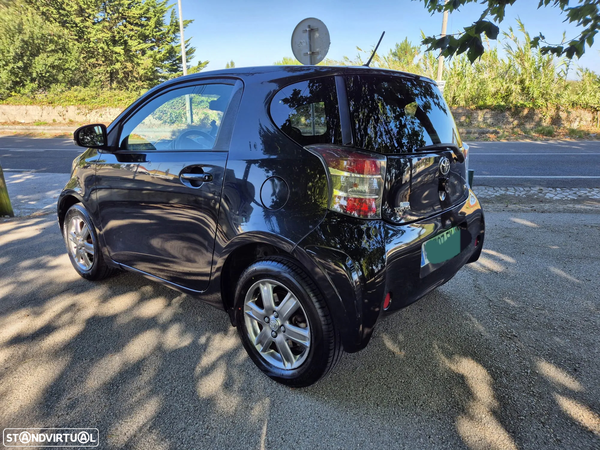 Toyota iQ 1.4 D-4D 2 NAVI+Bluetooth - 4