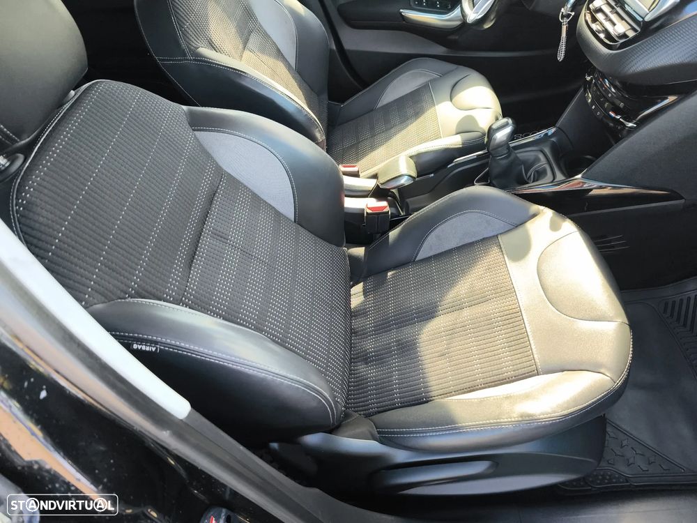 Peugeot 2008 1.2 PureTech Active - 34