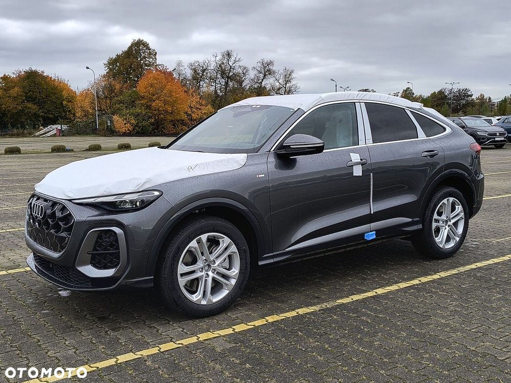 Audi Q5 Sportback - 9