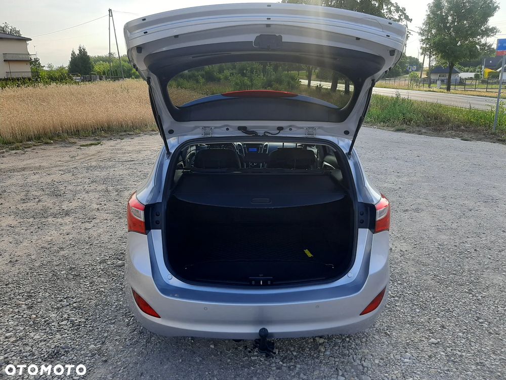 Hyundai i30 1.6 GDI Style - 12
