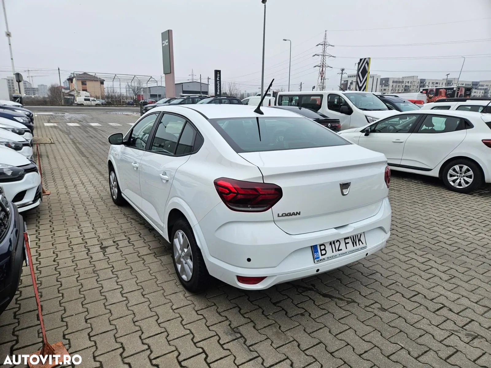 Dacia Logan TCe 90 MT6 Comfort - 3