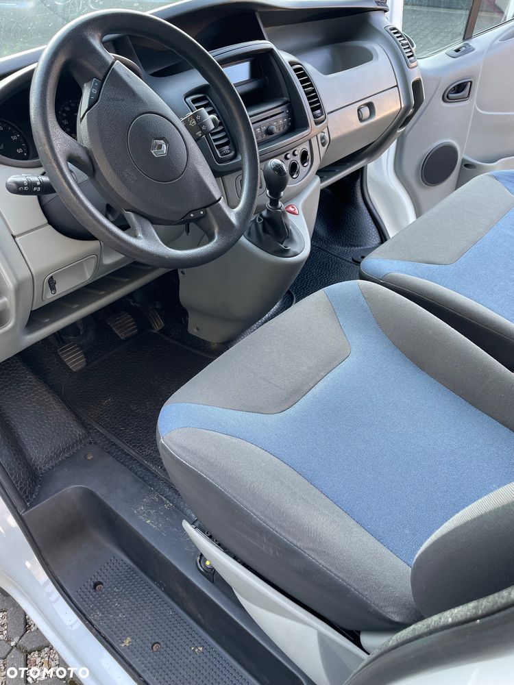 Renault Trafic - 19