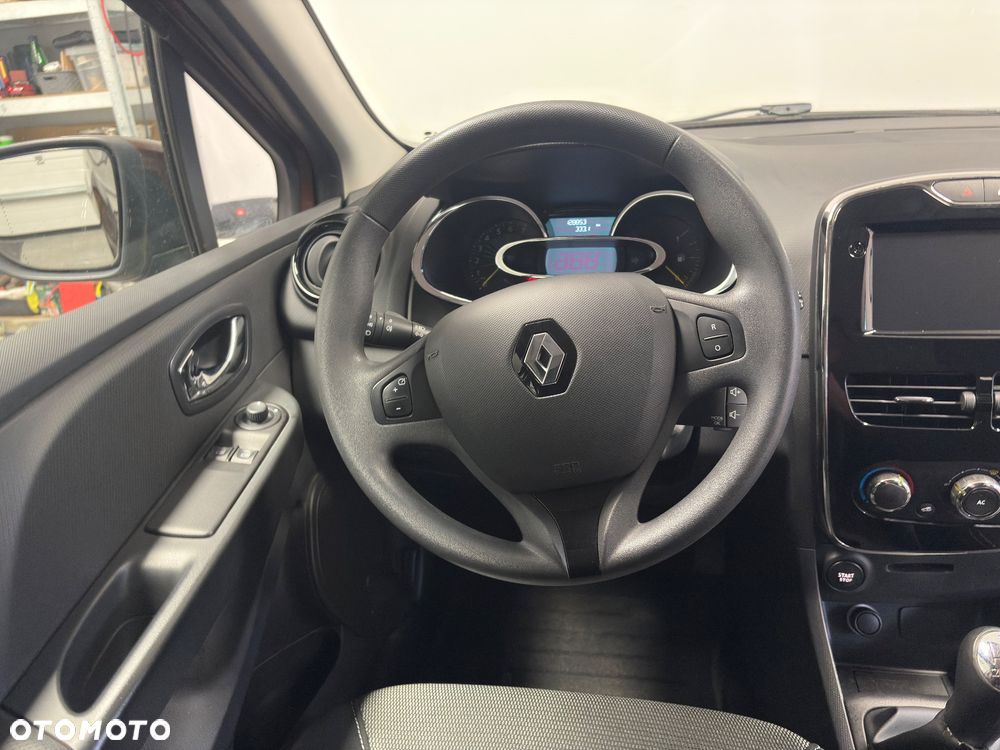 Renault Clio - 15