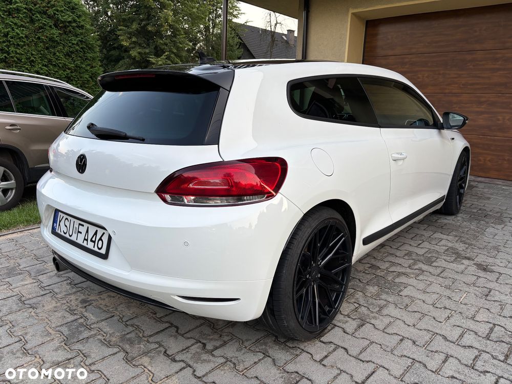 Volkswagen Scirocco 2.0 TDI - 3