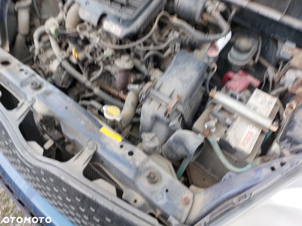 Klapa bagażnika TOYOTA YARIS VERSO  1,4D 02R. maska,lampy,zderzaki,drzwi..... - 11