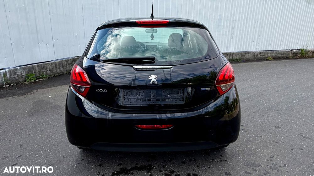 Peugeot 208 1.2 L PureTech Access - 5