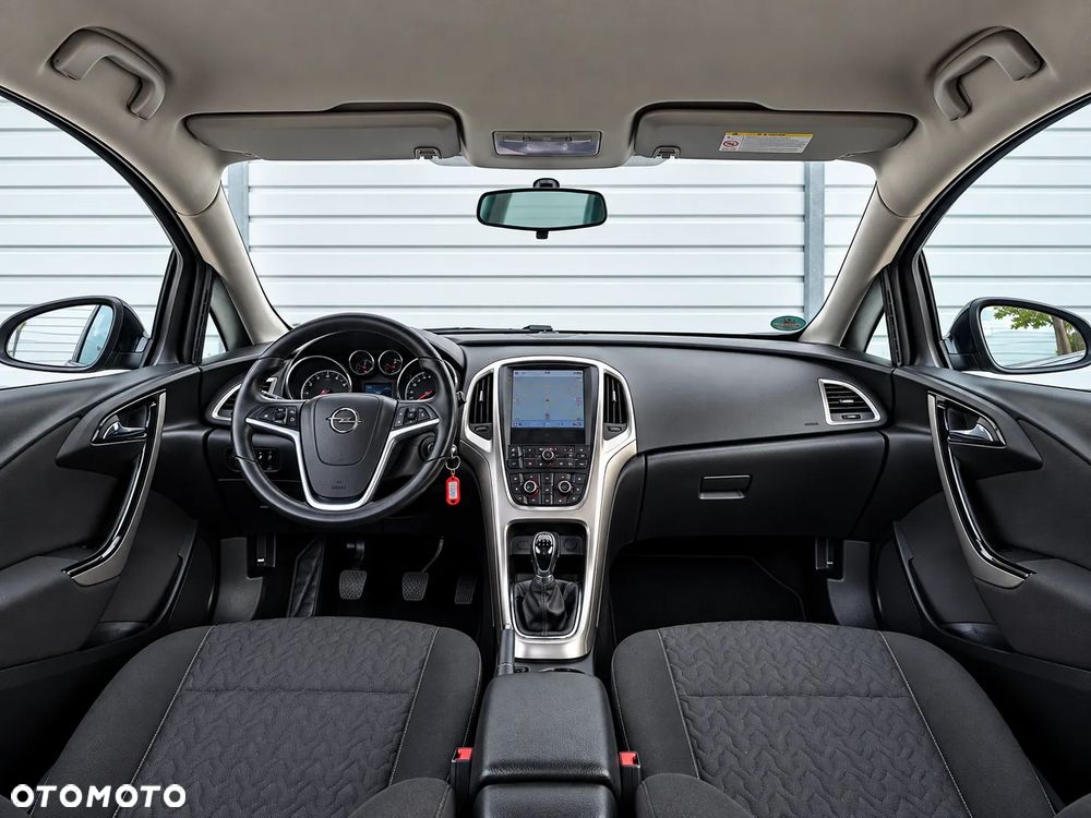 Opel Astra 1.4 Turbo Color Edition - 17