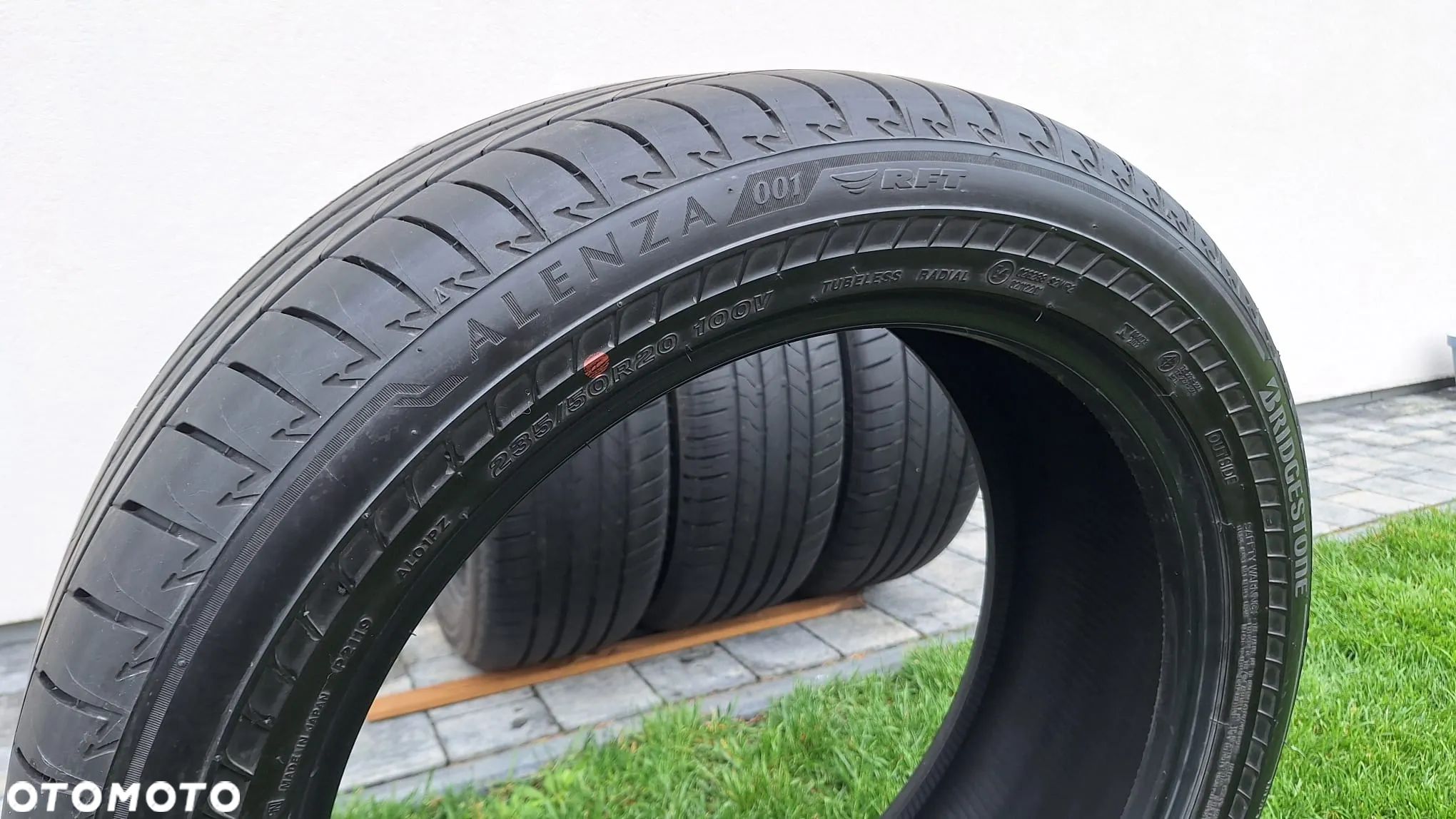 Alenza 001 235/50 R20 100 V FR RUN FLAT SUV - 1