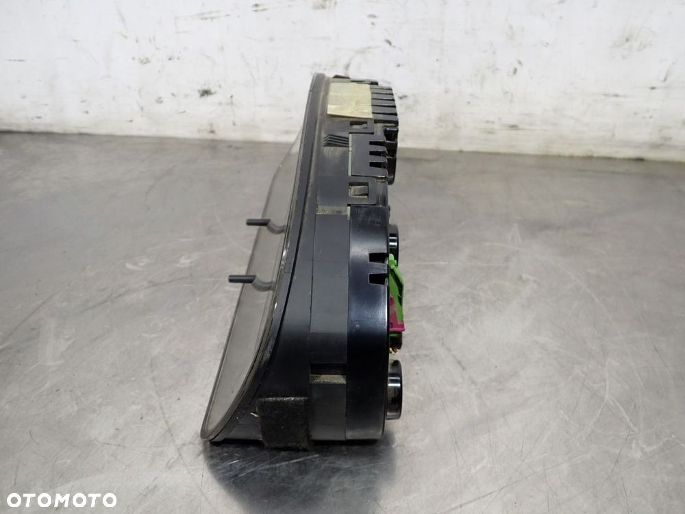 LICZNIK VOLKSWAGEN T5 88311346 - 7