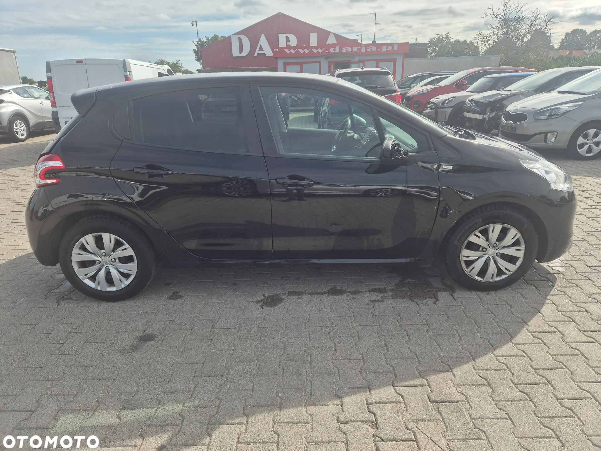 Peugeot 208 1.6 e-HDi Allure STT - 7