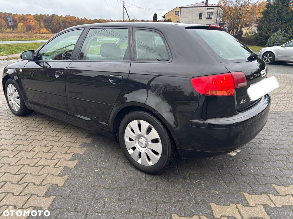Audi A3 Sportback - 8