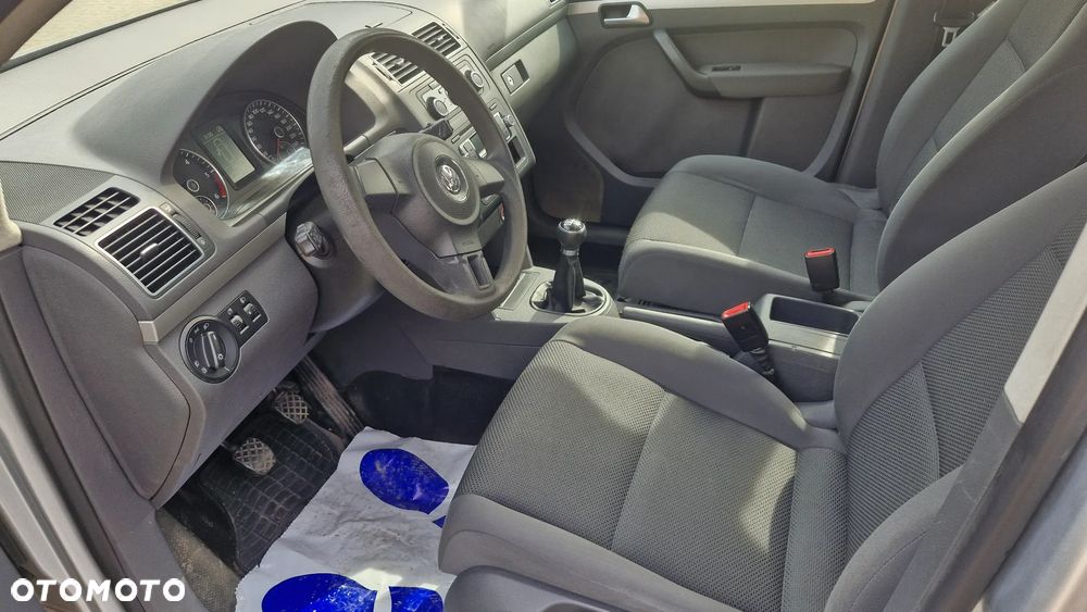Volkswagen Touran 1.6 TDI DPF BlueMotion Technology Life - 9