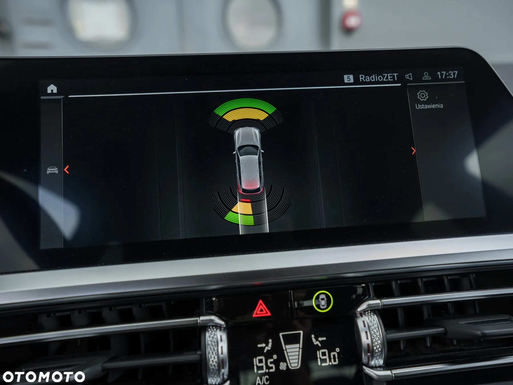 BMW Seria 3 320d Sport Line - 37