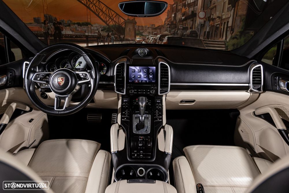 Porsche Cayenne S E-Hybrid - 13