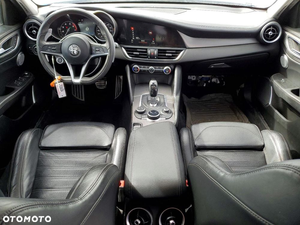 Alfa Romeo Giulia 2.0 Turbo Veloce Q4 - 8