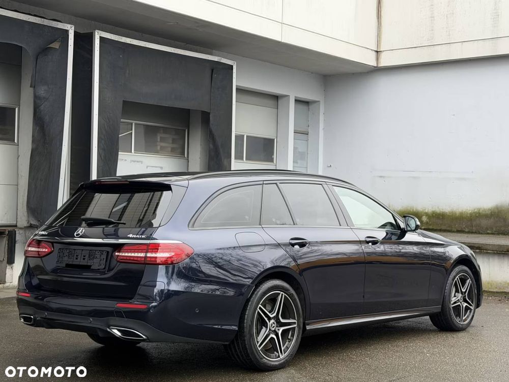 Mercedes-Benz Klasa E 300 de 4-Matic AMG - 4