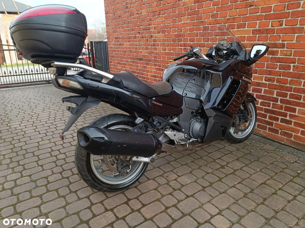 Kawasaki GTR - 11