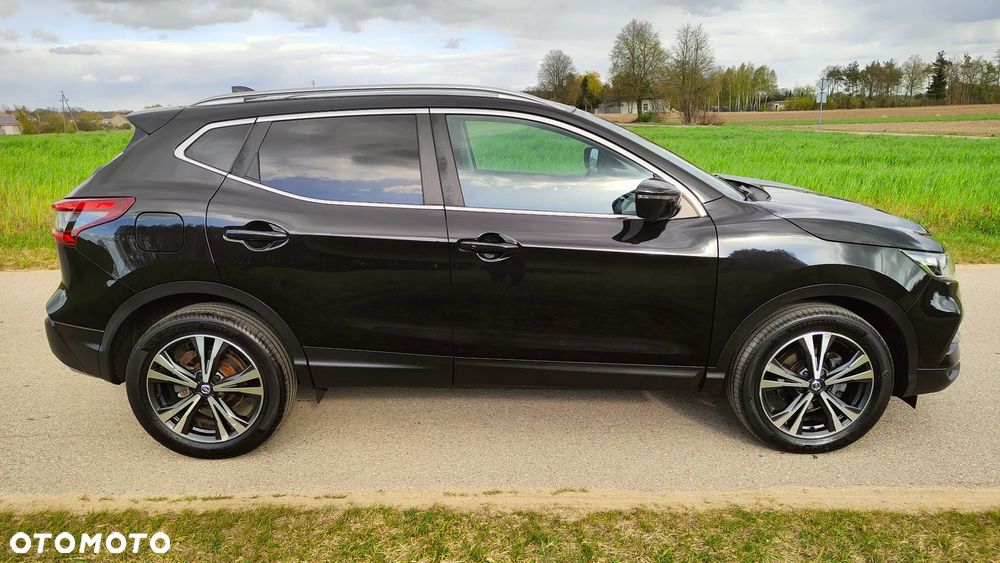 Nissan Qashqai 1.2 DIG-T Xtronic TEKNA+ - 16