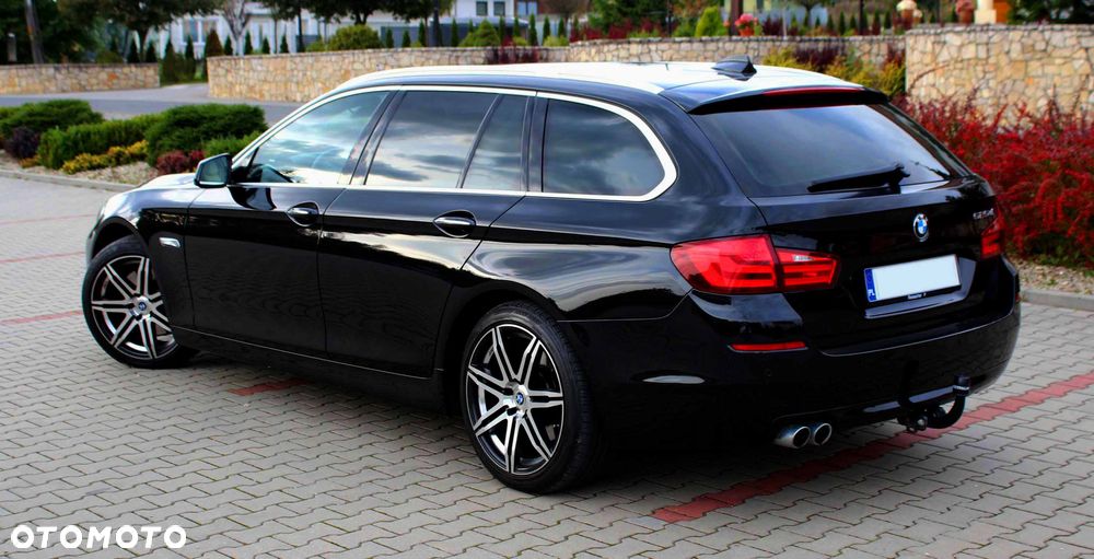 BMW Seria 5 525d - 5