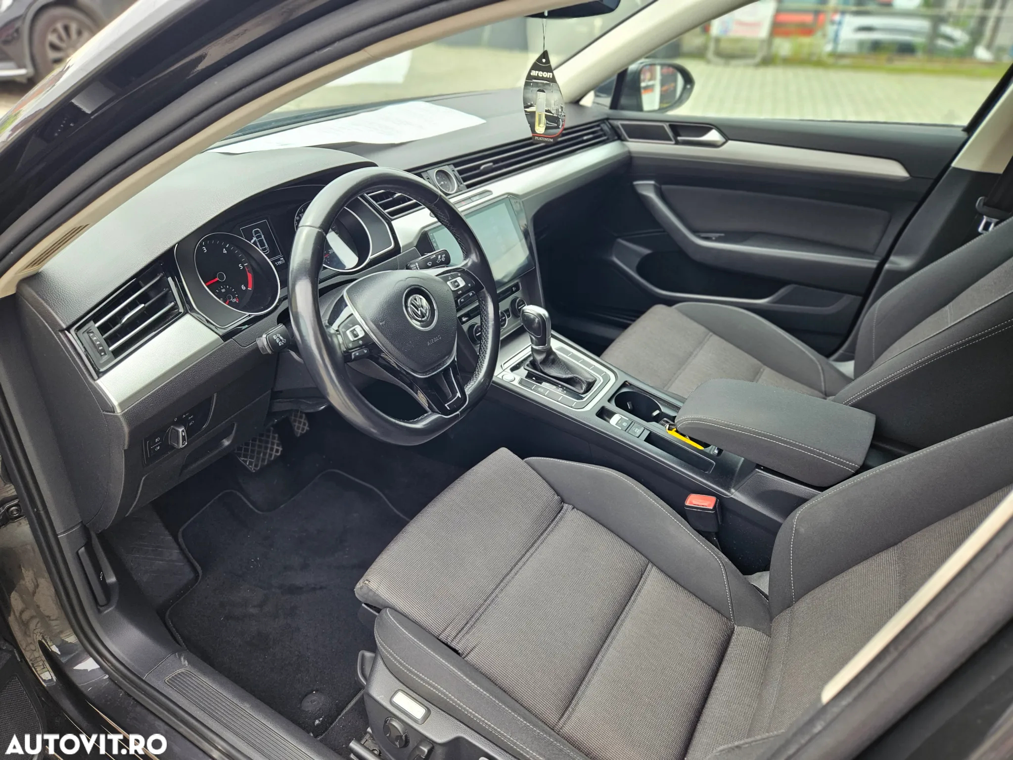 Volkswagen Passat - 6