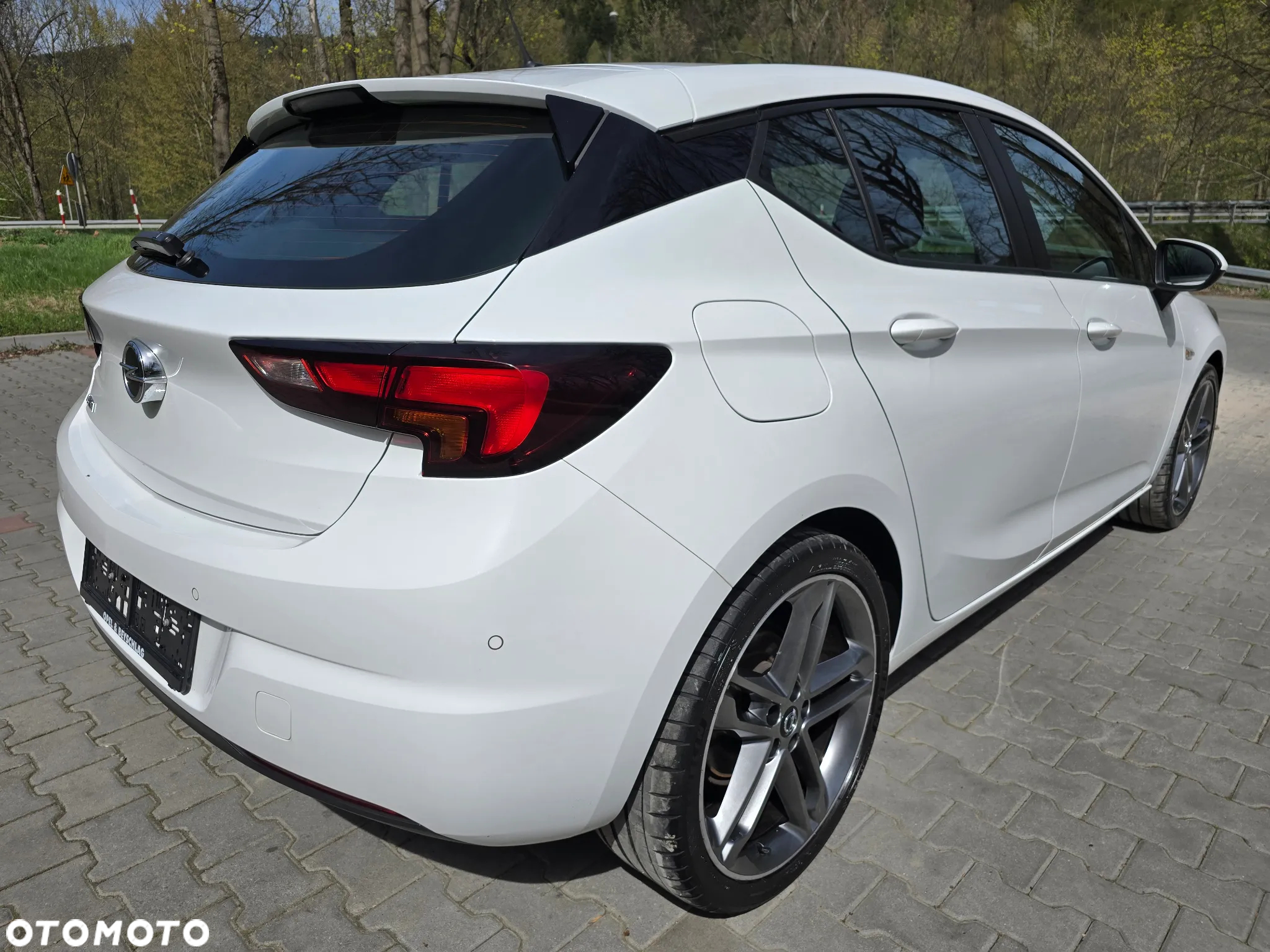 Opel Astra 1.2 Turbo - 39