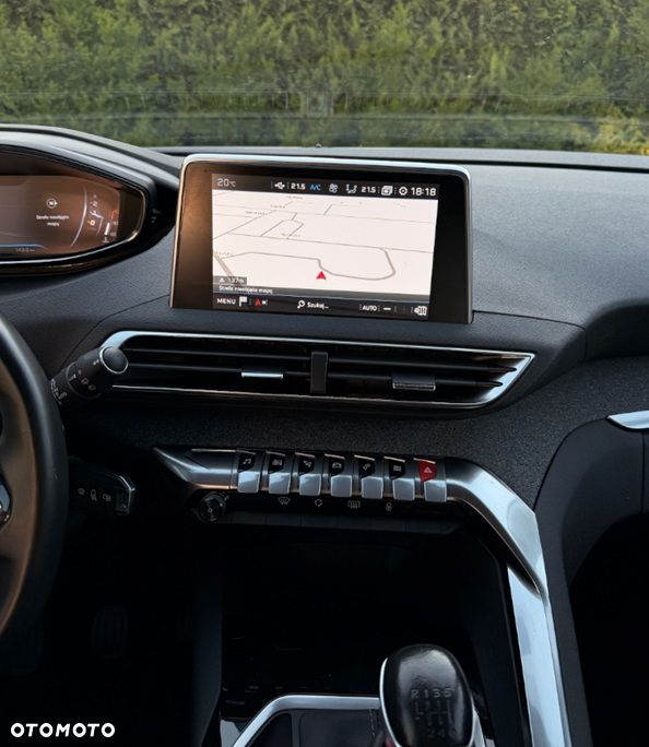 Peugeot 3008 1.2 PureTech Allure - 21